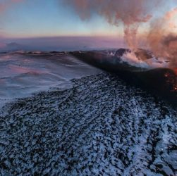 Chile alberga un impresionante número de volcanes activos a lo largo de su extenso territorio